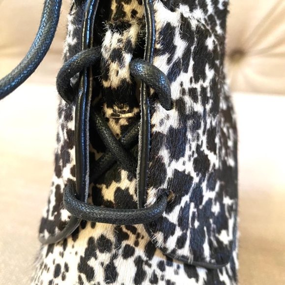Reed Krakoff Lace Up Calf Hair Pony Style Ankle Boot Black White Size EU 39.5 - Picture 12 of 15